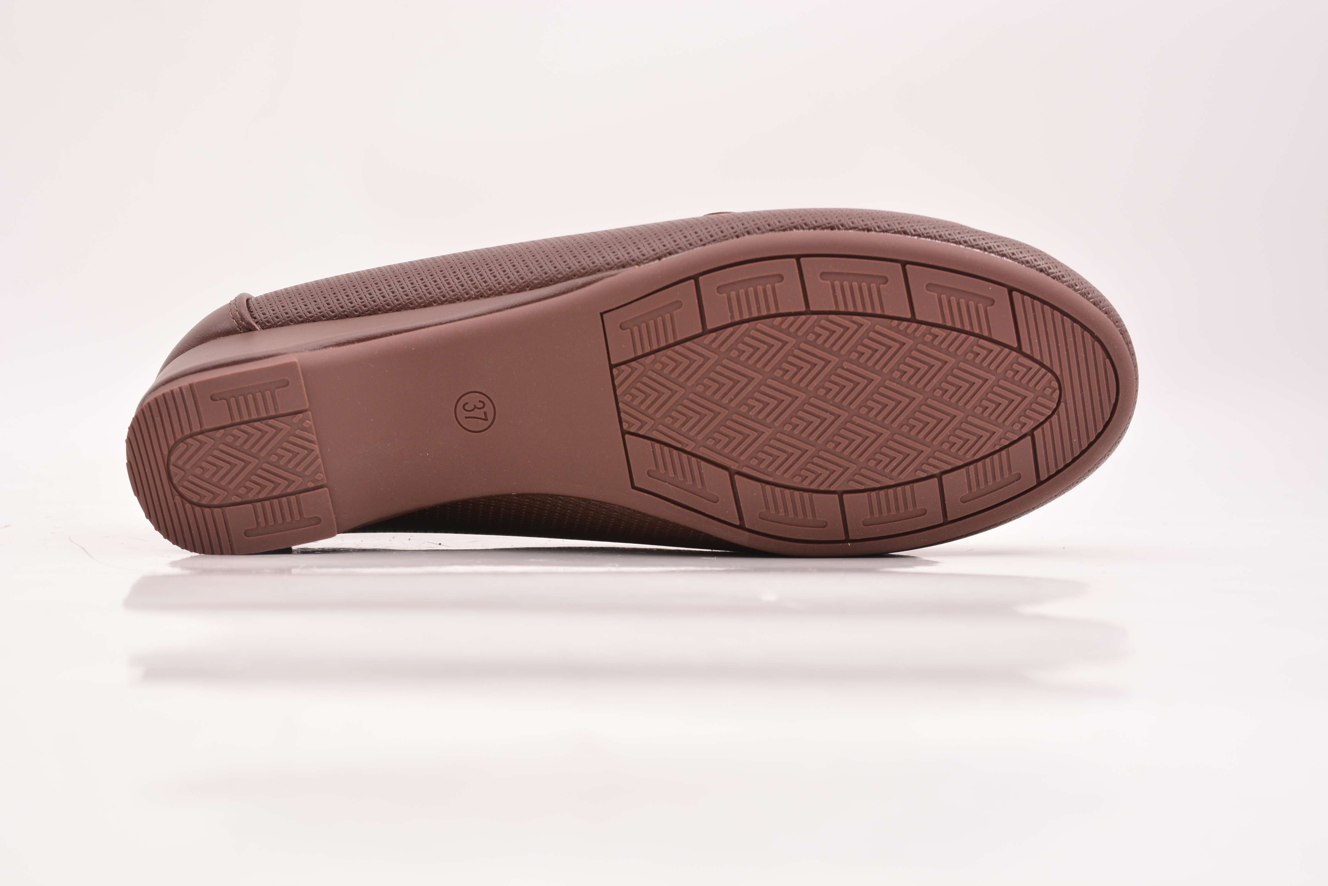 Elegant Textured Platform Wedge Loafers for Ladies.