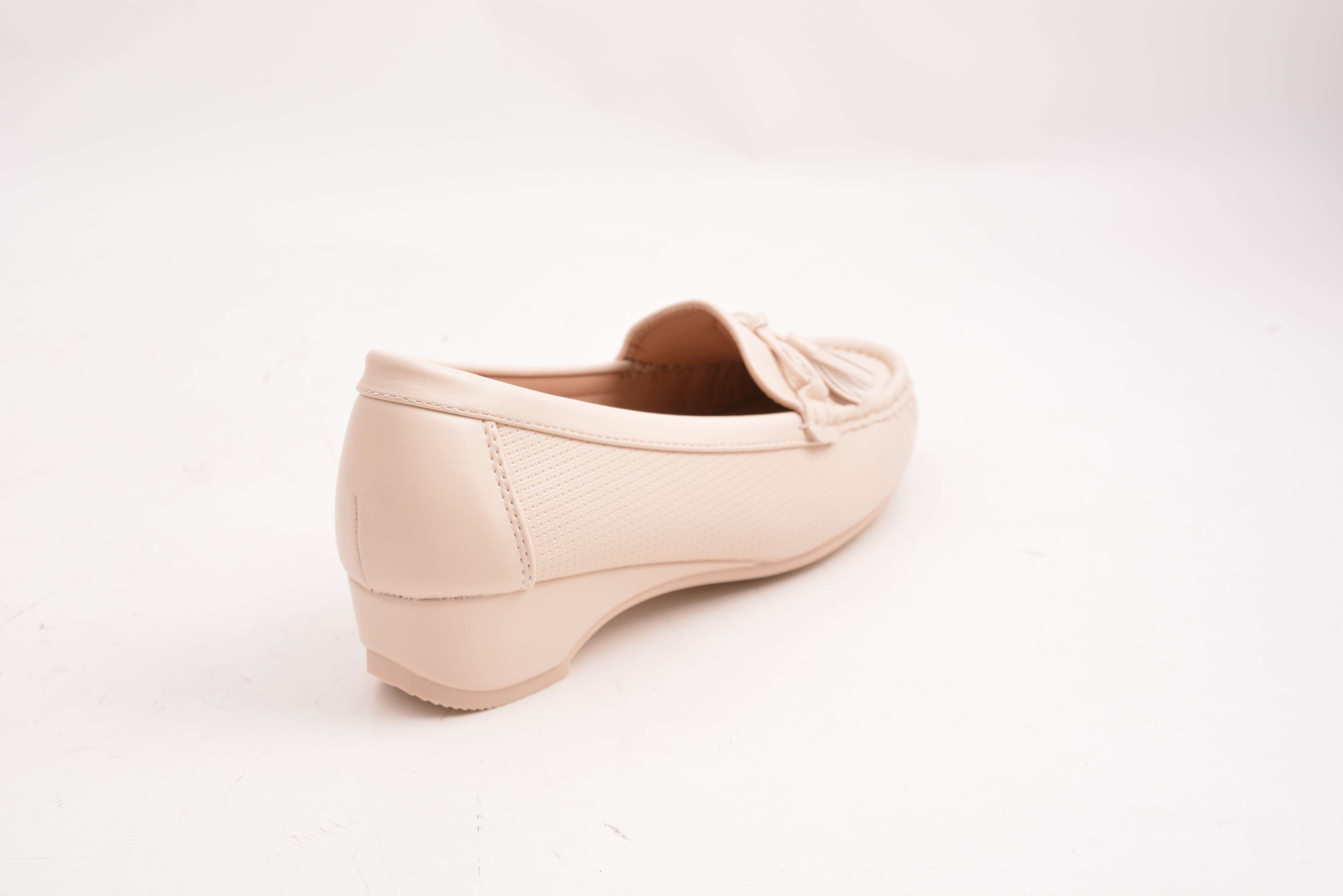Elegant Textured Platform Wedge Loafers for Ladies.