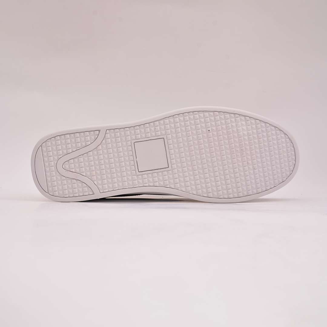STYLISH PREMIUM SNEAKER