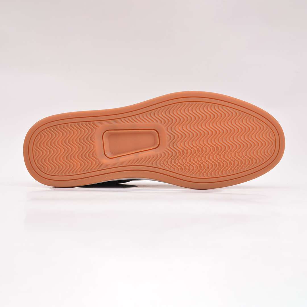 STYLISH PREMIUM SNEAKER