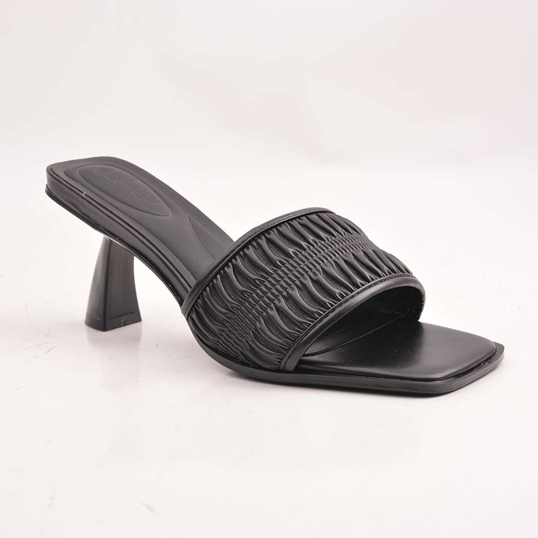 EXCLUSIVE STYLISH HEELS