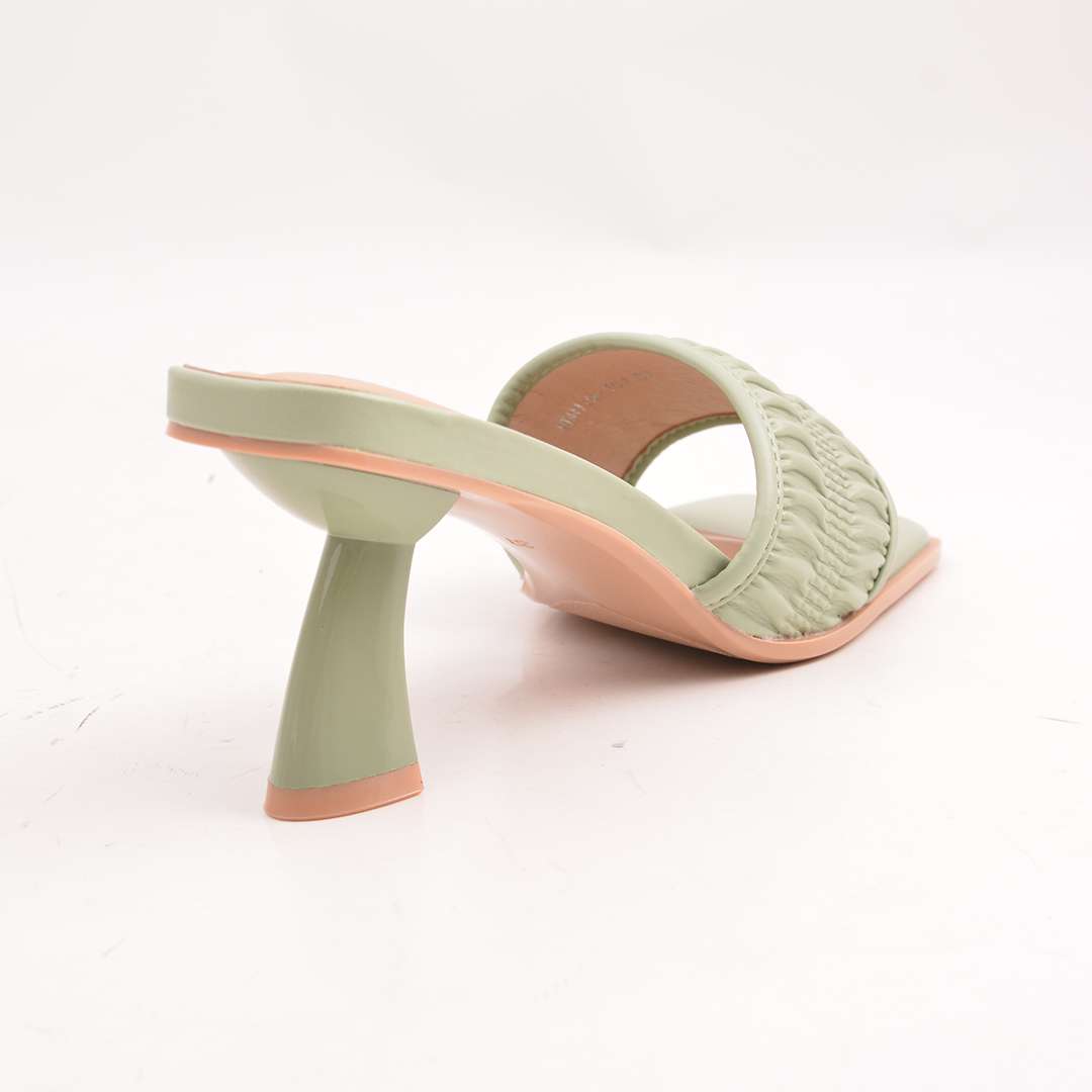 EXCLUSIVE STYLISH HEELS