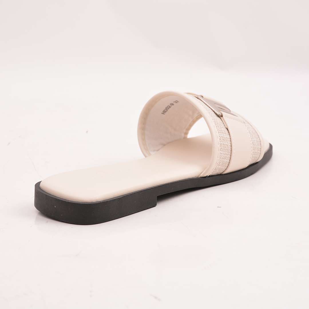 CASUAL FASHIONABLE FLAT SANDLE