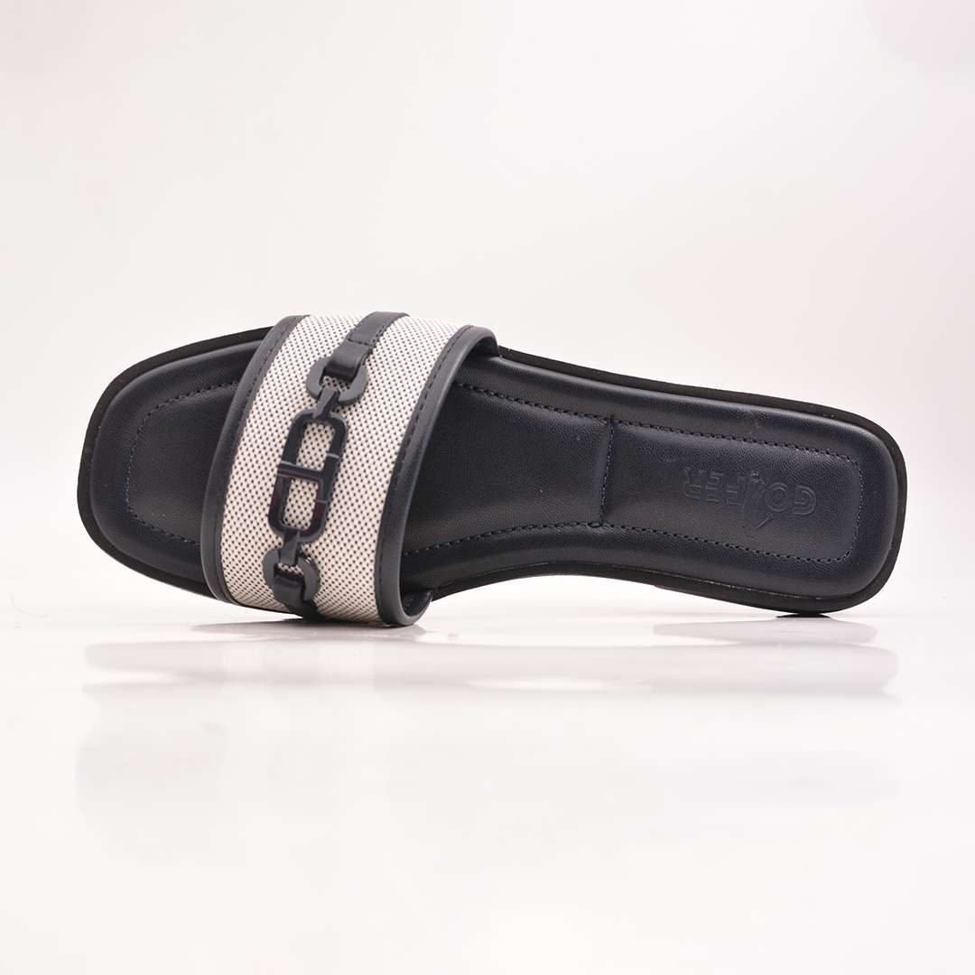 CASUAL FASHIONABLE FLAT SANDLE