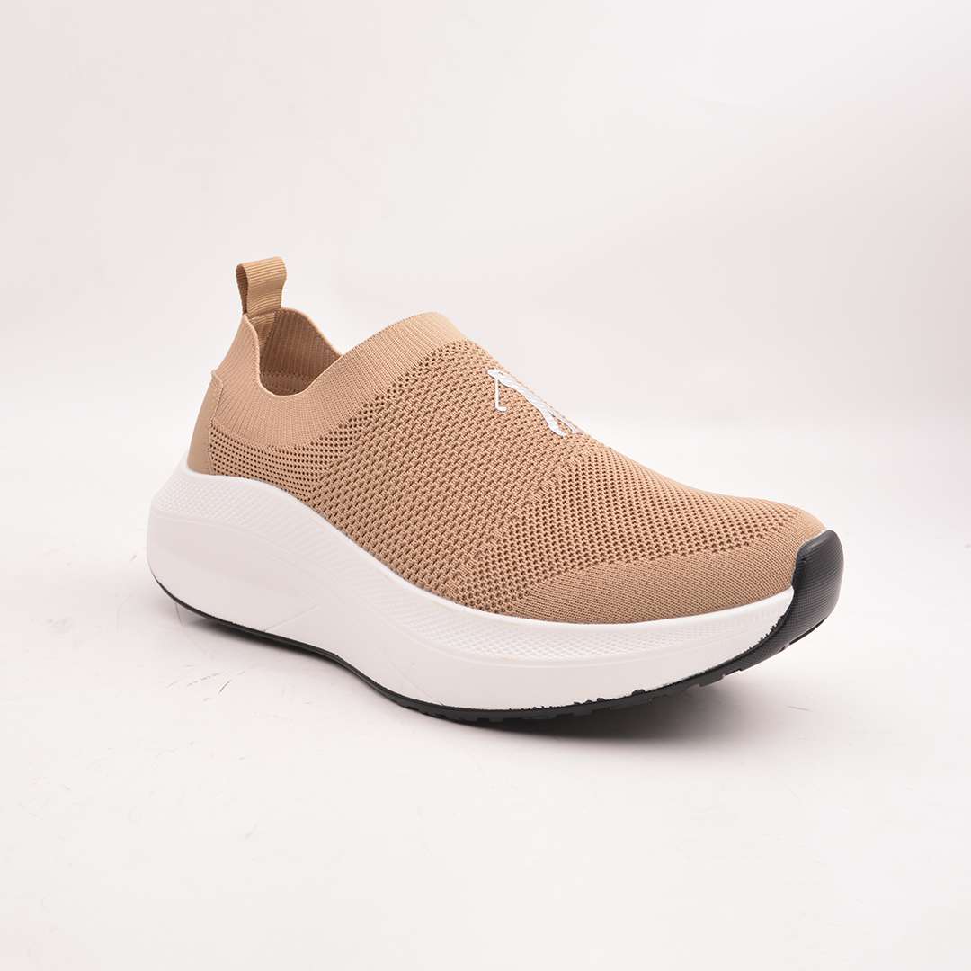 EXCLUSIVE & PREMIUM SPORTY SNEAKER